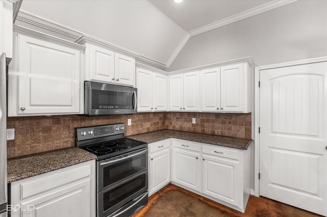 316 E Mckinley Avenue, Haughton, LA 71037