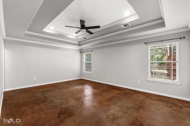 316 E Mckinley Avenue, Haughton, LA 71037
