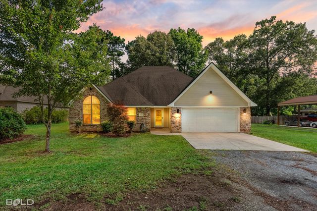 316 E Mckinley Avenue, Haughton, LA 71037