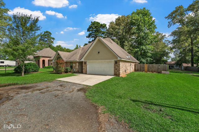 316 E Mckinley Avenue, Haughton, LA 71037
