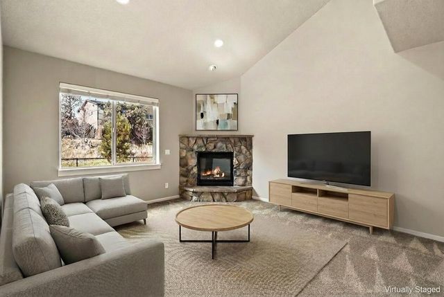 537 NW 28th Street, Redmond, OR 97756