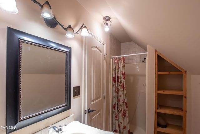 18409 Lavender Lane, Bristol, VA 24202