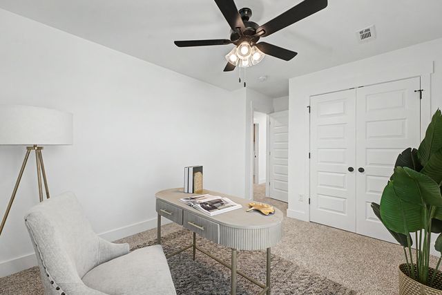 5268 S Logan Drive, Battlefield, MO 65619