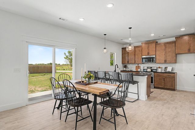 5268 S Logan Drive, Battlefield, MO 65619
