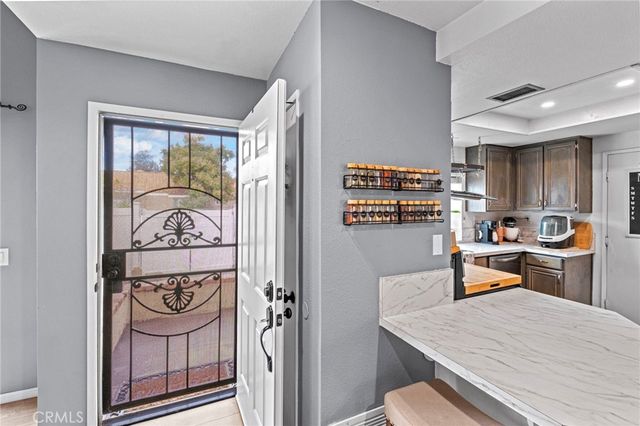 23733 Via Olivia, Murrieta, CA 92562