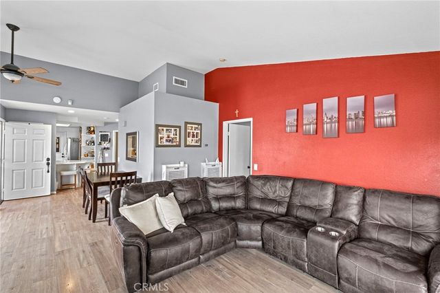 23733 Via Olivia, Murrieta, CA 92562