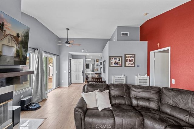 23733 Via Olivia, Murrieta, CA 92562