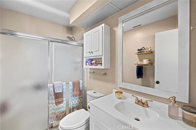 23733 Via Olivia, Murrieta, CA 92562