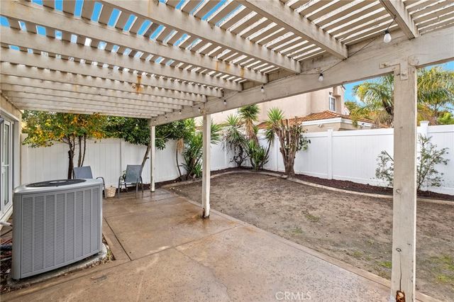 23733 Via Olivia, Murrieta, CA 92562