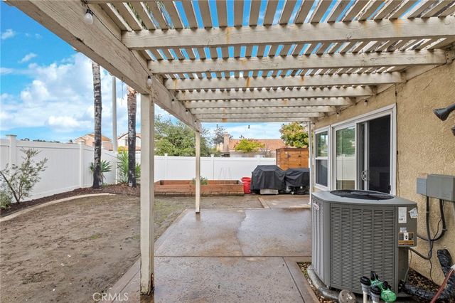 23733 Via Olivia, Murrieta, CA 92562