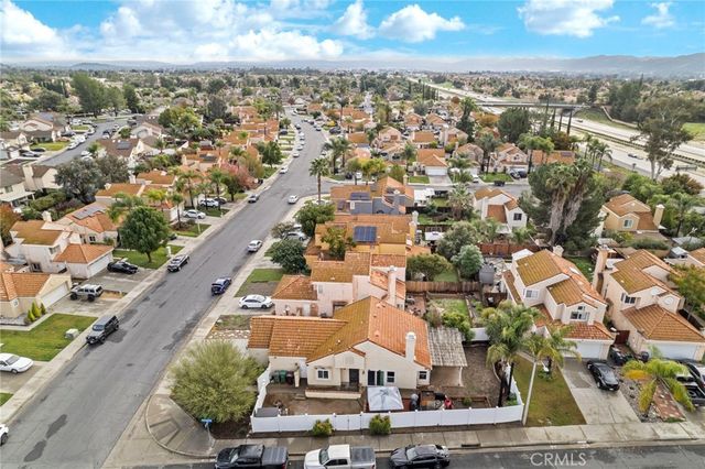 23733 Via Olivia, Murrieta, CA 92562