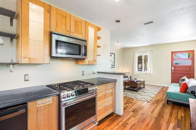 1123 3rd Street SW, Albuquerque, NM 87102