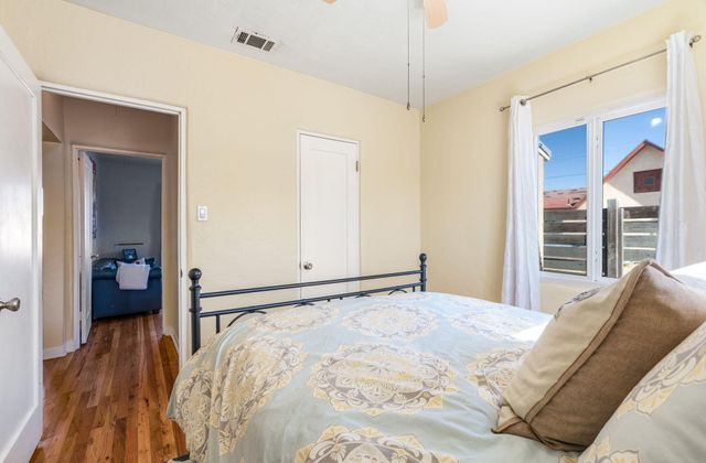 1123 3rd Street SW, Albuquerque, NM 87102