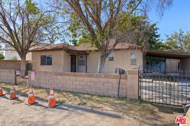 947 W Oldfield Street, Lancaster, CA 93534