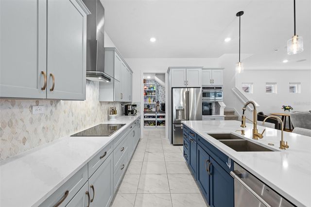 8776 IVY STARK BOULEVARD, Wesley Chapel, FL 33545