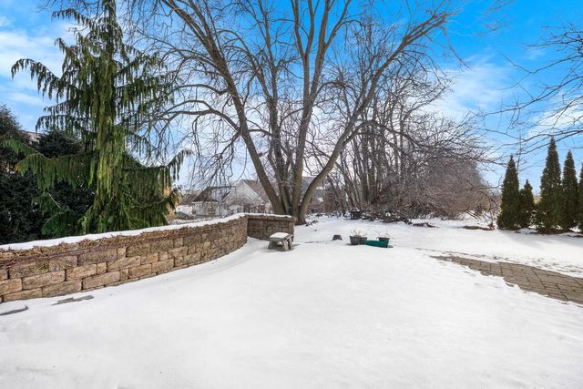 N97W14613 Rimrock ROAD, Germantown, WI 53022