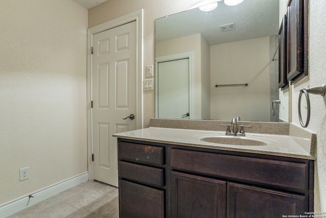 26441 White Eagle, San Antonio, TX 78260