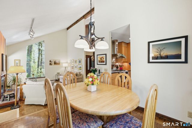 15 Shoddy Mill Road, Glastonbury, CT 06033