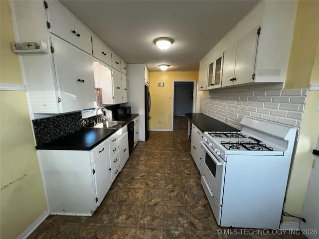 2109 Haskell Boulevard, Muskogee, OK 74403