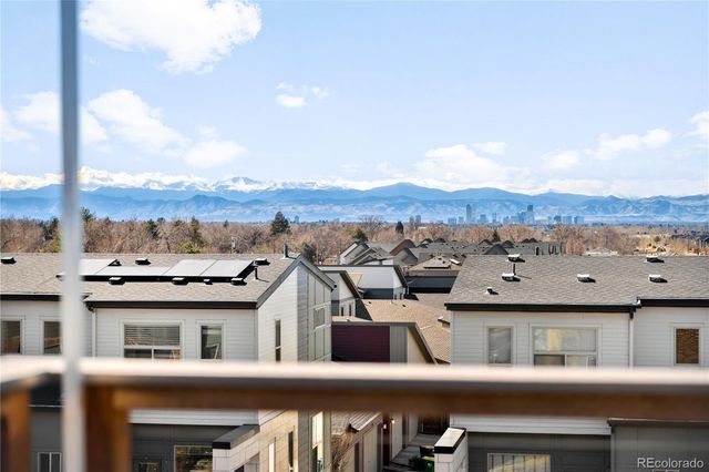 2522 N Moline Street, Aurora, CO 80010