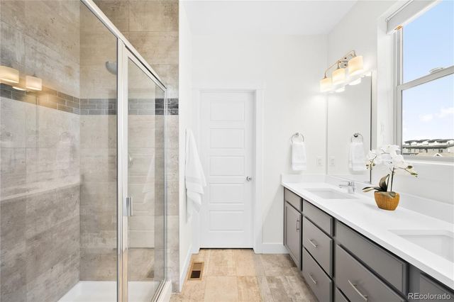 2522 N Moline Street, Aurora, CO 80010