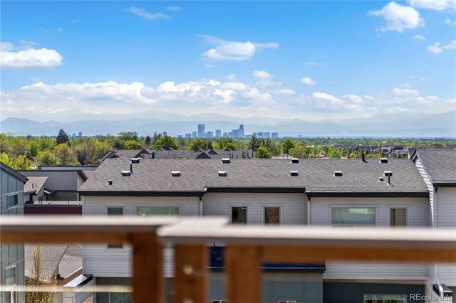 2522 N Moline Street, Aurora, CO 80010