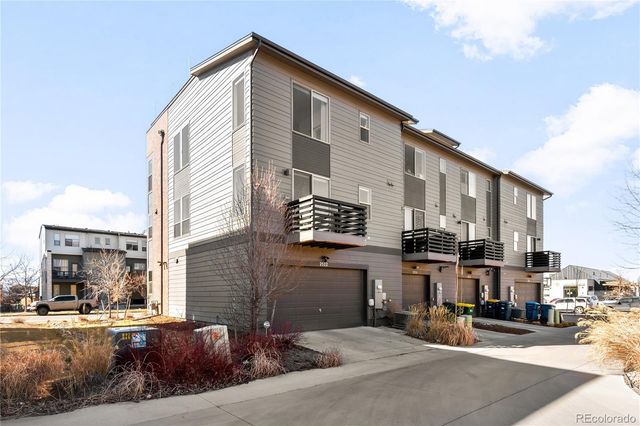 2522 N Moline Street, Aurora, CO 80010