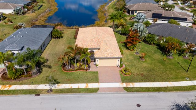 11320 SW Lake Park Dr, Port St. Lucie, Port St Lucie, FL 34987