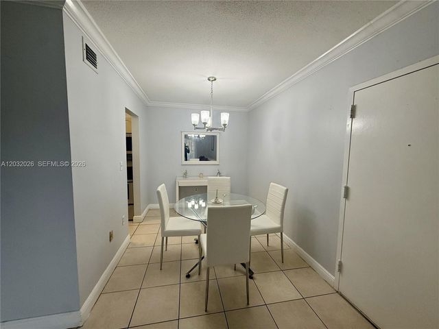 10413 N Kendall Dr B208, Miami, FL 33176