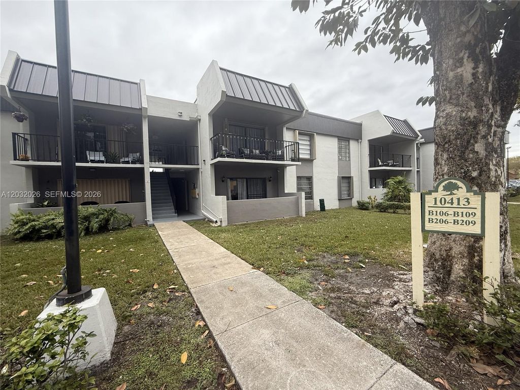 10413 N Kendall Dr B208, Miami, FL 33176