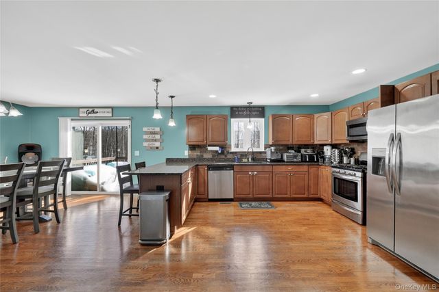 2066 Route 6, Middletown, NY 10940