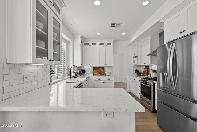 2648 Fallen Leaf Court, Simi Valley, CA 93063