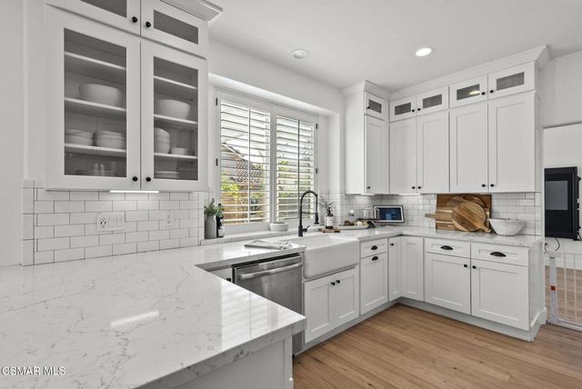 2648 Fallen Leaf Court, Simi Valley, CA 93063