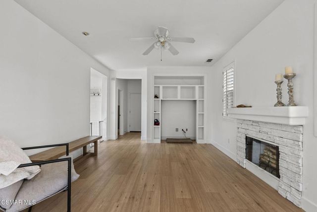 2648 Fallen Leaf Court, Simi Valley, CA 93063