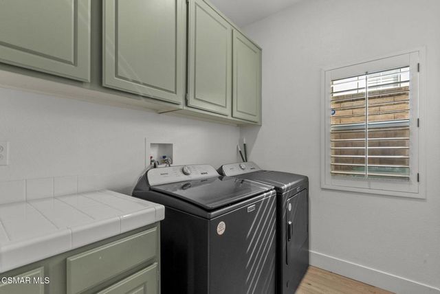 2648 Fallen Leaf Court, Simi Valley, CA 93063