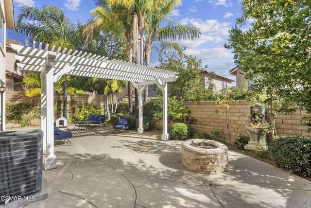 2648 Fallen Leaf Court, Simi Valley, CA 93063