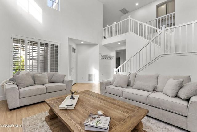 2648 Fallen Leaf Court, Simi Valley, CA 93063