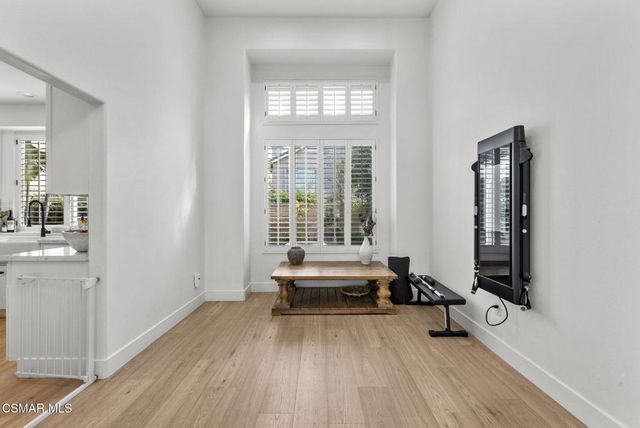 2648 Fallen Leaf Court, Simi Valley, CA 93063