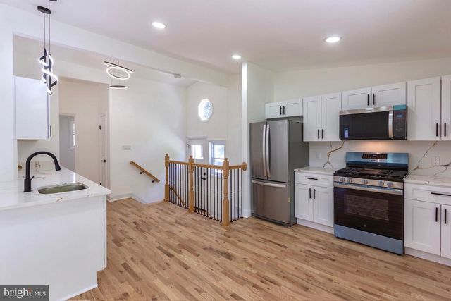 8206 ARROWHEAD RD, Pikesville, MD 21208