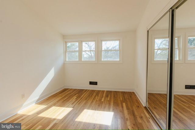 8206 ARROWHEAD RD, Pikesville, MD 21208