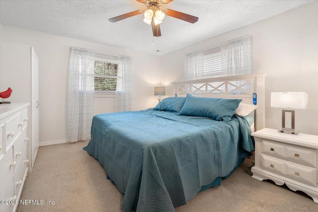 500 WALNUT Street, Welaka, FL 32193