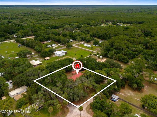 500 WALNUT Street, Welaka, FL 32193