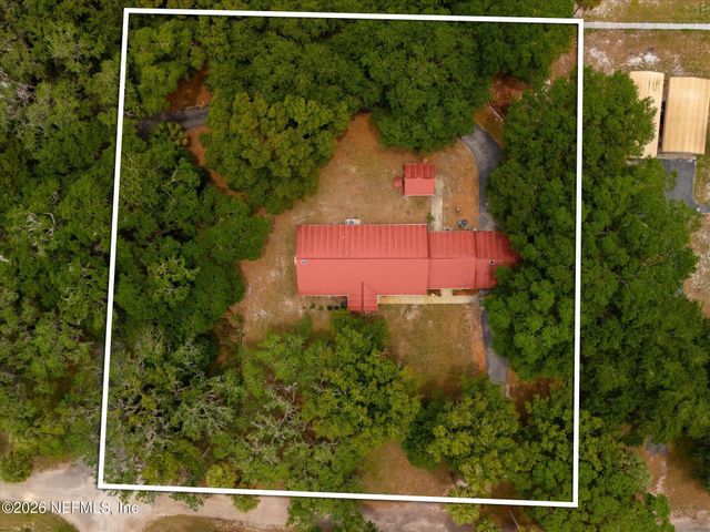 500 WALNUT Street, Welaka, FL 32193