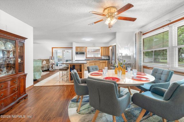 500 WALNUT Street, Welaka, FL 32193