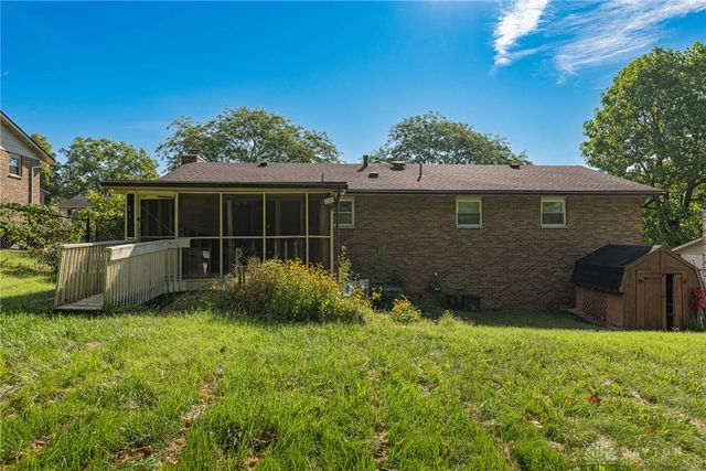 833 Lea Castle Place, Miamisburg, OH 45342