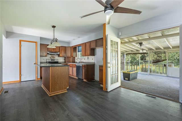 833 Lea Castle Place, Miamisburg, OH 45342