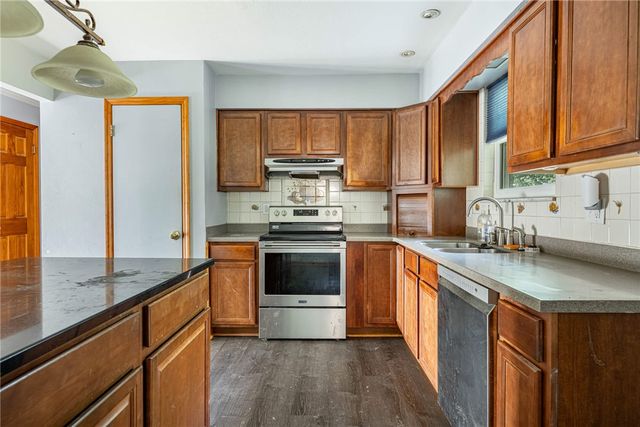 833 Lea Castle Place, Miamisburg, OH 45342