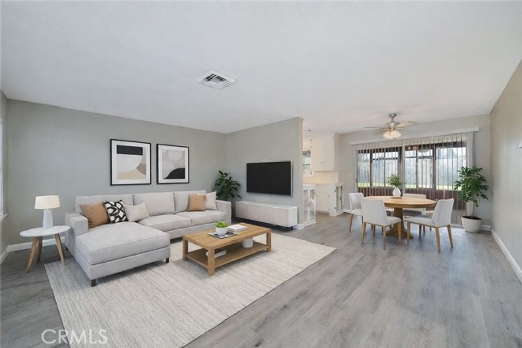 1113 E Acacia Avenue, Hemet, CA 92543