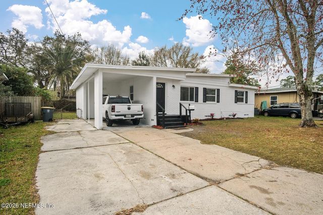 6728 EAST Road, Jacksonville, FL 32216