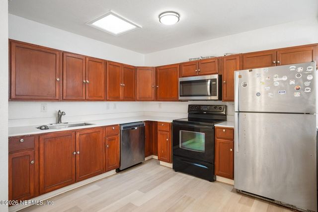 6728 EAST Road, Jacksonville, FL 32216